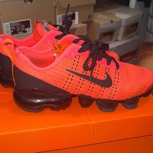 Nike Air VaporMax 3.0 “Flash Crimson”